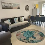 Brighton Central Home With Free Parking